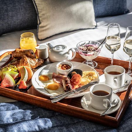 Woodlands Park Hotel Cobham  Εξωτερικό φωτογραφία