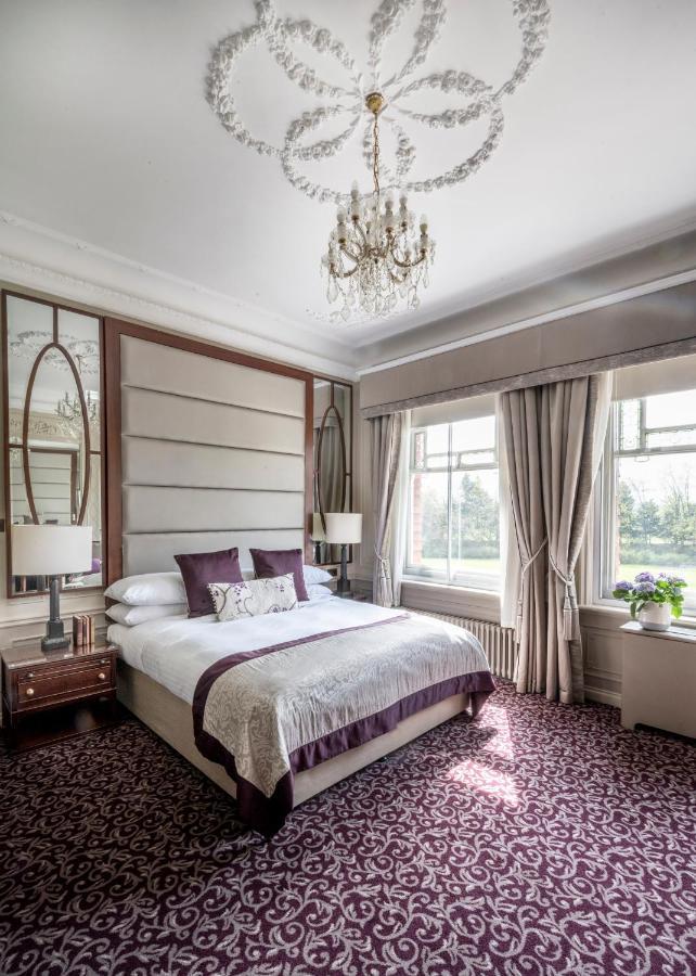 Woodlands Park Hotel Cobham  Εξωτερικό φωτογραφία
