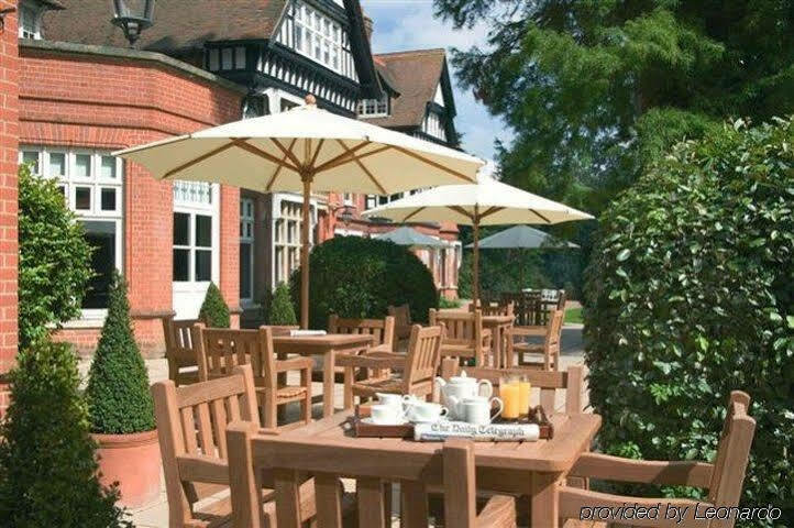 Woodlands Park Hotel Cobham  Εξωτερικό φωτογραφία